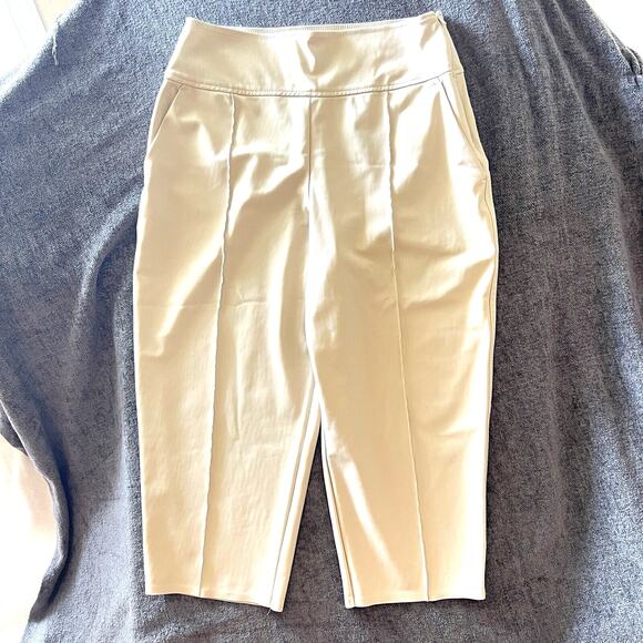 ATHLETA Stellar Wide Crop Pants Women's Size 10P Beige Tan Petite Pockets - Picture 1 of 8